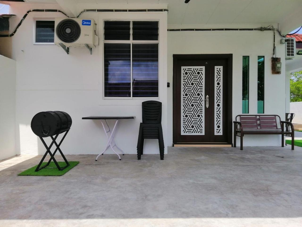 Casa261 Homestay Pd Порт-Диксон Экстерьер фото