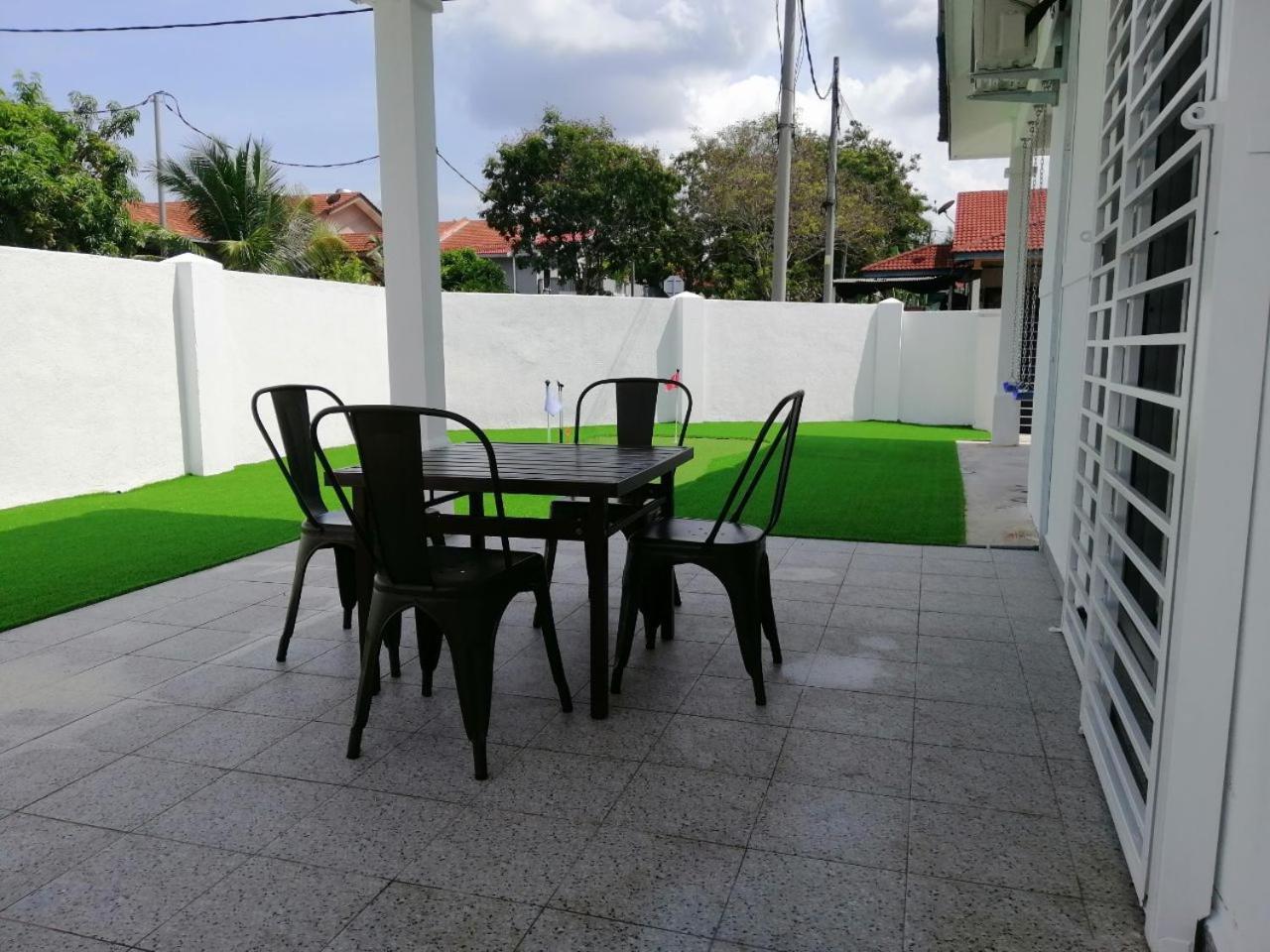 Casa261 Homestay Pd Порт-Диксон Экстерьер фото