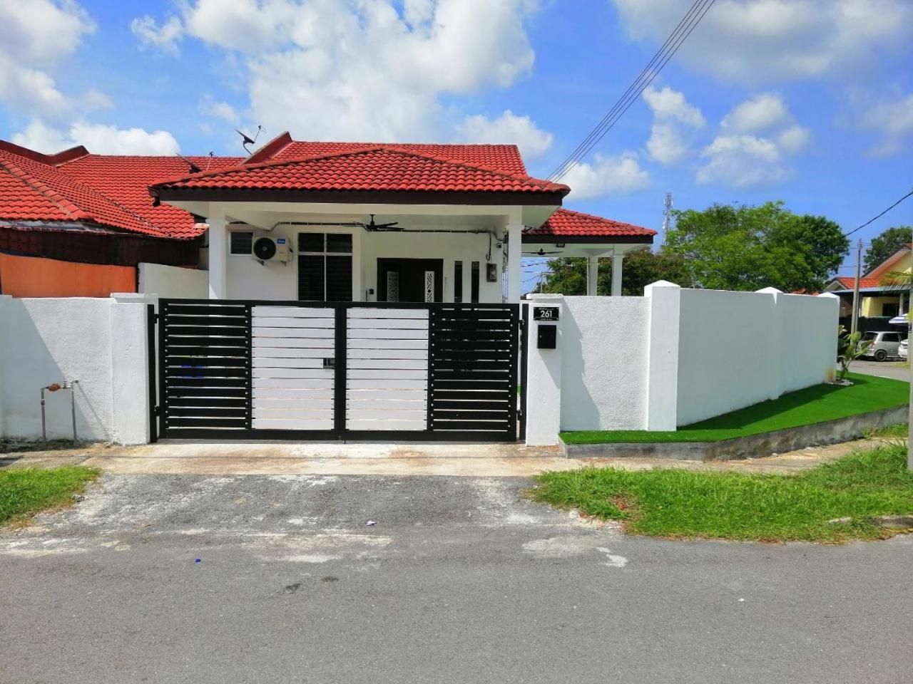 Casa261 Homestay Pd Порт-Диксон Экстерьер фото